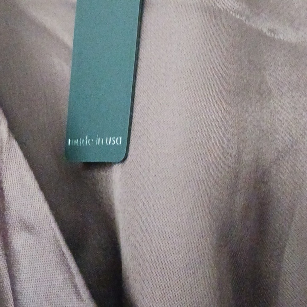 NWT Krisa Puff Sleeve Wrap Dress in Cocoa - Picture 5 of 9